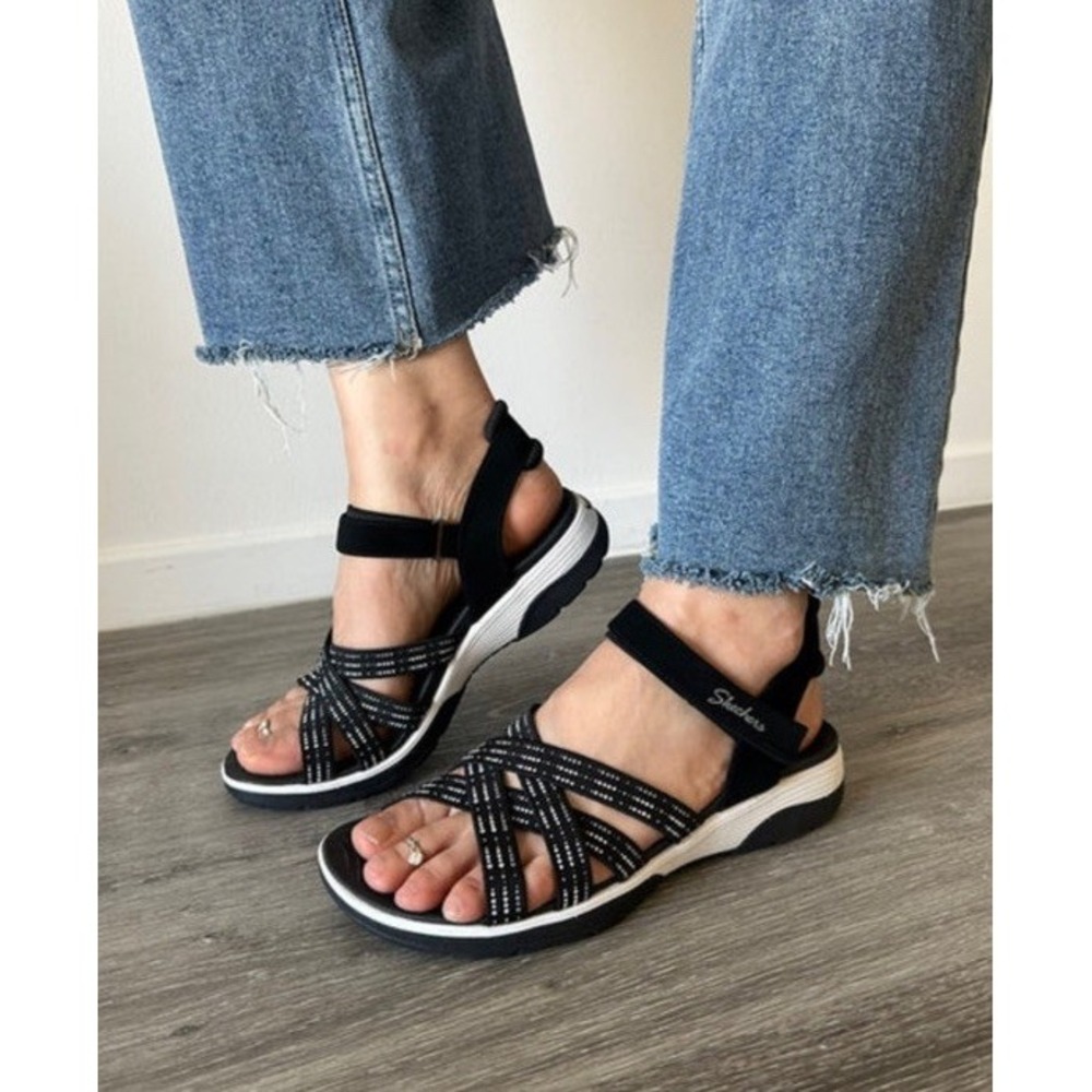 Skechers Sandals 9 Black Arch Fit Reggae Sport Strappy Hook Loop Sports Sandal